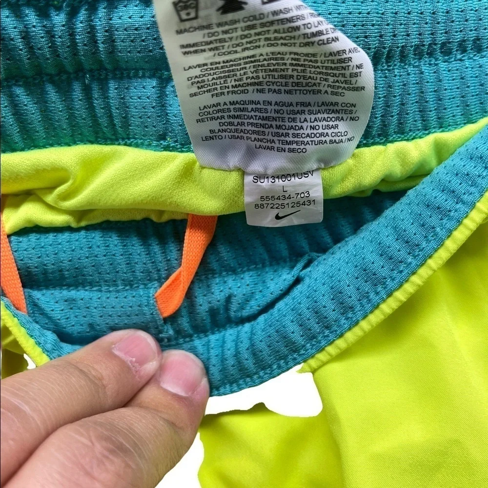 Nike Dri-Fit Active Shorts Lined Large Size - Picture 3 of 6